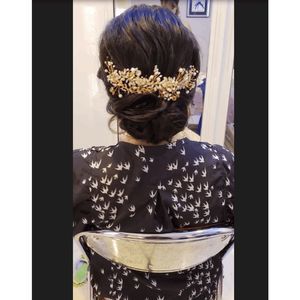 Brand new bridesmaid or bride gold head piece with crystals.